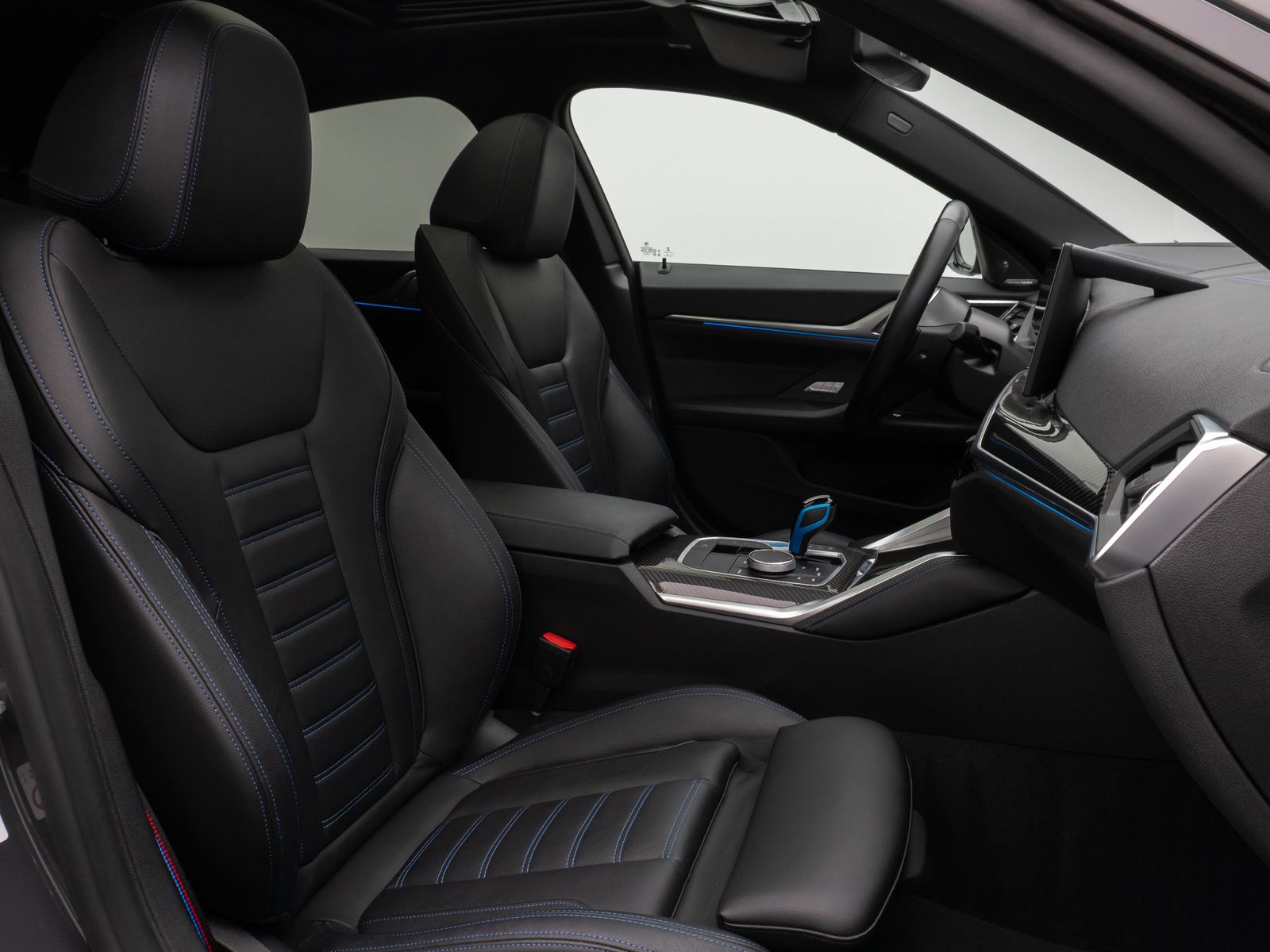 Fahrzeugabbildung BMW i4 M50 Gran Coupé Laser 360°DAB H/K Komfort 19"