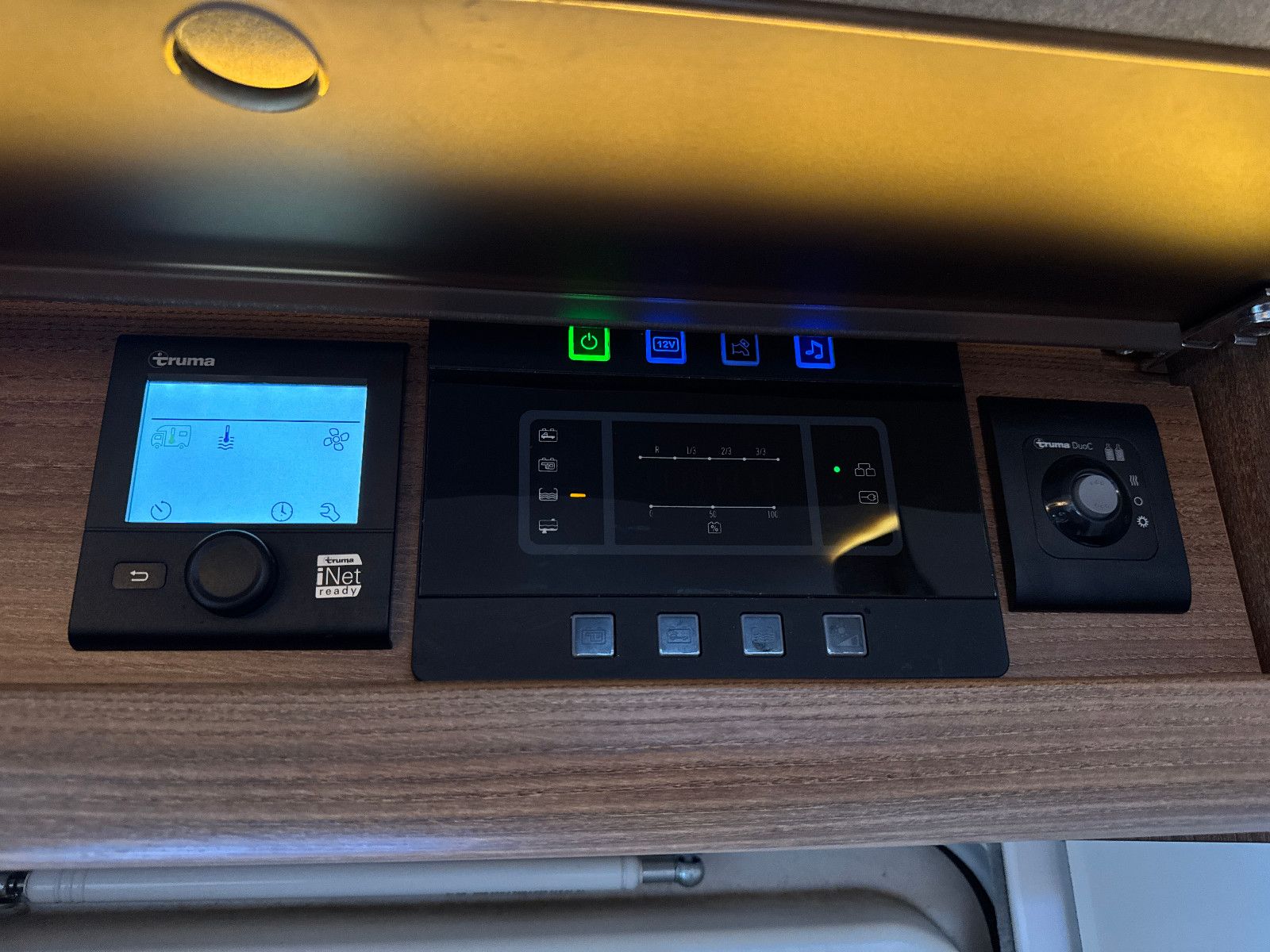 Fahrzeugabbildung Carthago C-Tourer T 148 LE H SOLAR TV SAT HUBBETT KAMERA