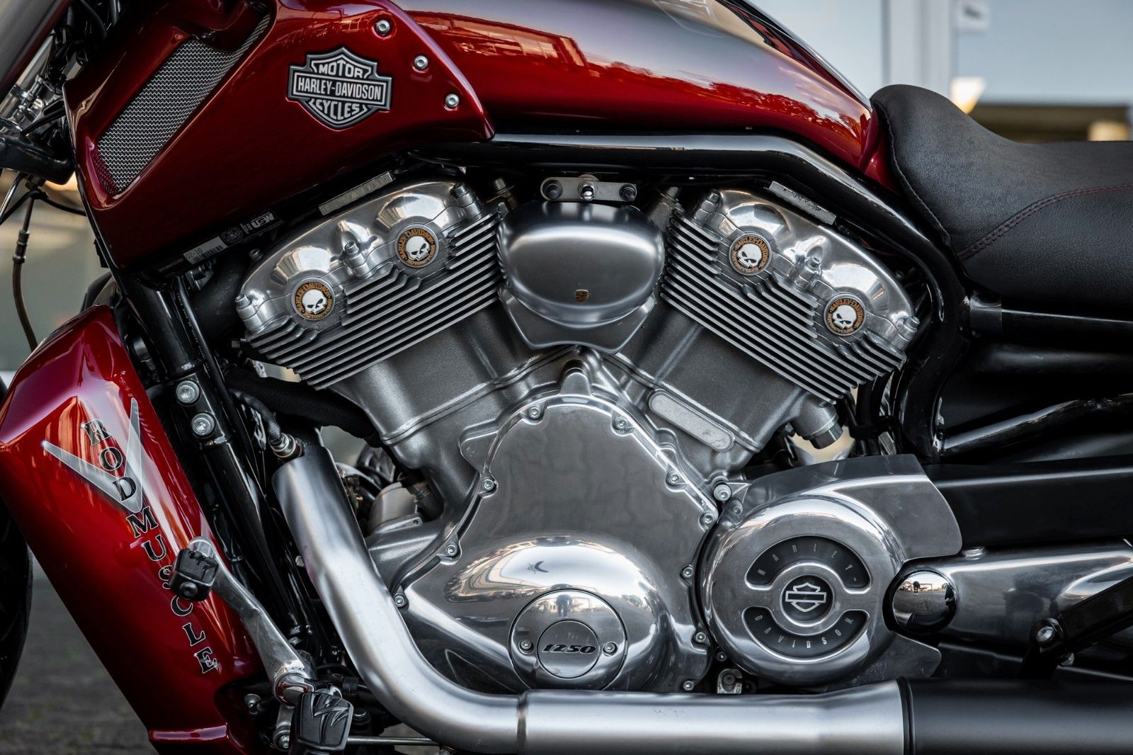 Fahrzeugabbildung Harley-Davidson VRSCF V-ROD MUSCLE - Jekill  - 260er METZELER