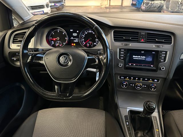 Volkswagen Golf VII Lim. Sound Start-Stopp *Navi*Kamera*