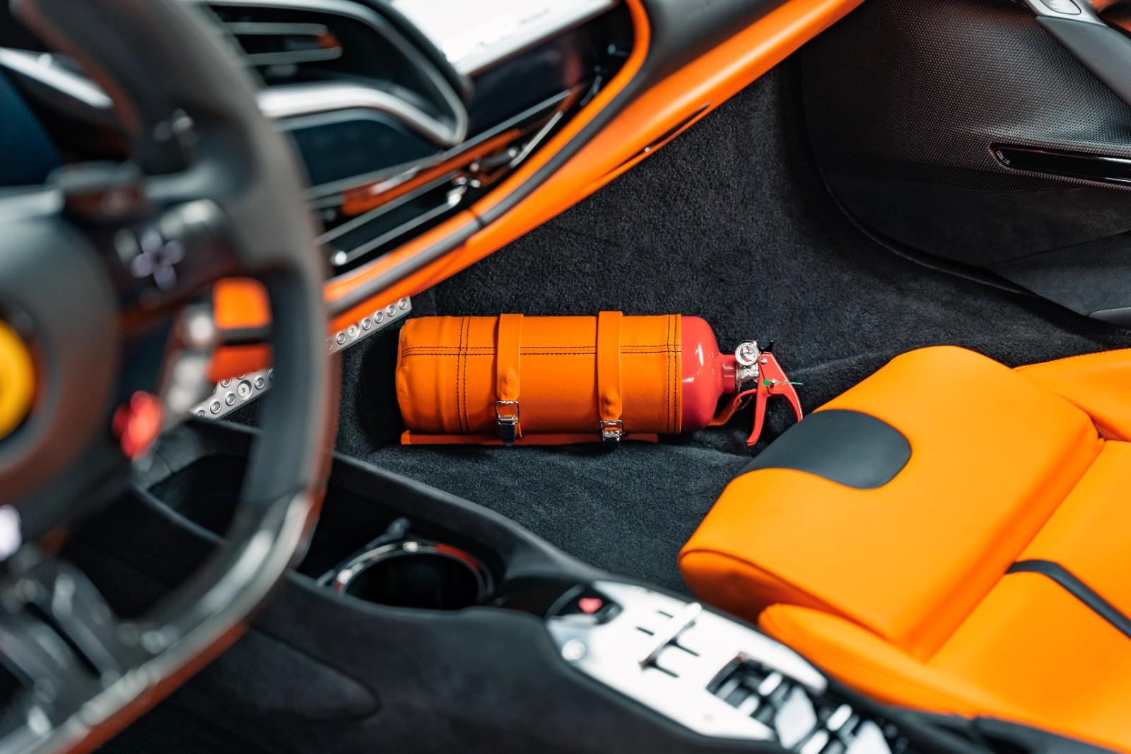 Ferrari SF90 Spider//ARANCIO//AFS//LIFT//CARBON//360-CAM