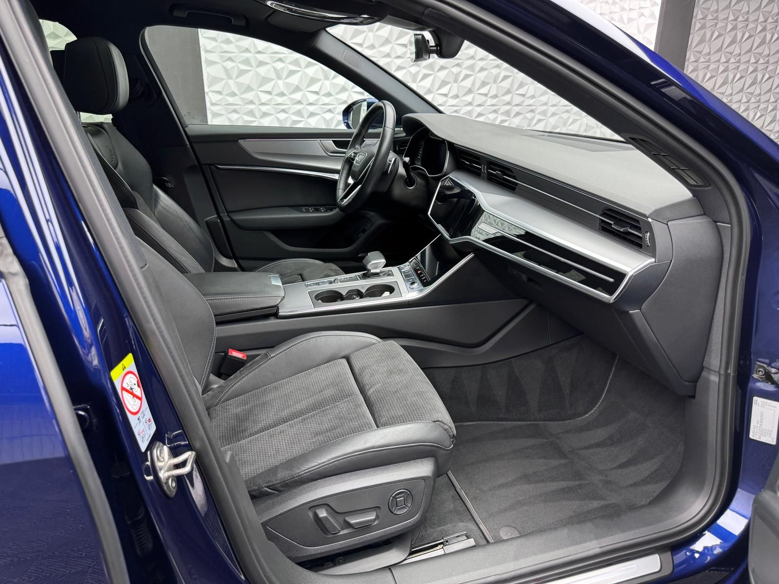 Fahrzeugabbildung Audi 45 TFSI QUAT/S-LINE/ACC/PANO/STANDHZ/B&O/KEYL/DA