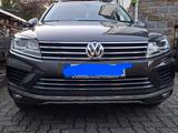 Volkswagen Touareg 3.0 V6 TDI AHK 3,5 t - Volkswagen Touareg: 5.0