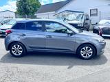 Hyundai i20 Passion+ Klima SHZ Navi Kamera PDC Tempomat - Hyundai i20 mit Benzin-Antrieb