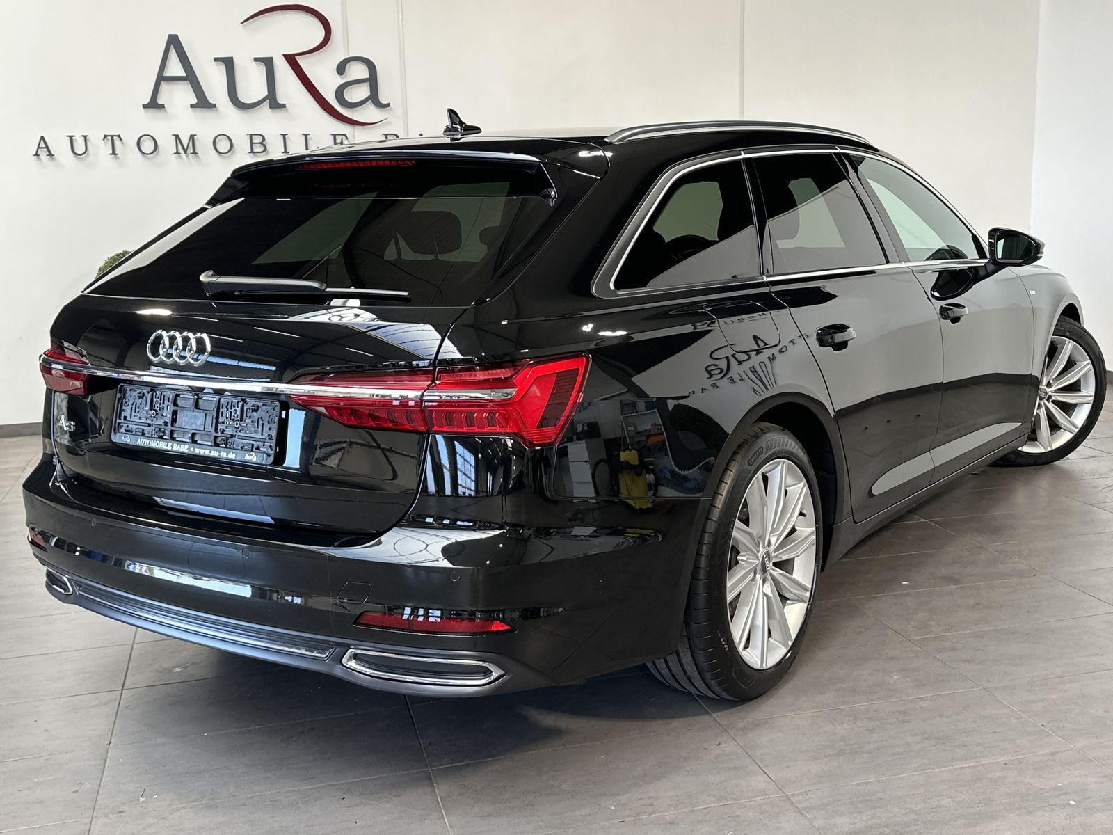 Fahrzeugabbildung Audi A6 Avant 40 TDI S-Line NAV+MATRIX+KAMERA+V-COCK