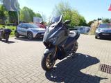 Yamaha T-MAX 560D *viel Zubehör*Akrapovic*Sitz/Griffh.* - ROLLER S MAX