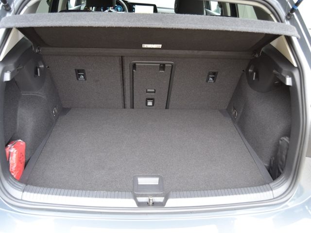 Golf VIII 1.5 TSI Life LED/NAVI-PRO+VZE/16-ZOLL/