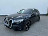 Audi SQ7 4.0 TDI quattro 7-Sitzer Vollaustattung - blaue Audi SQ7