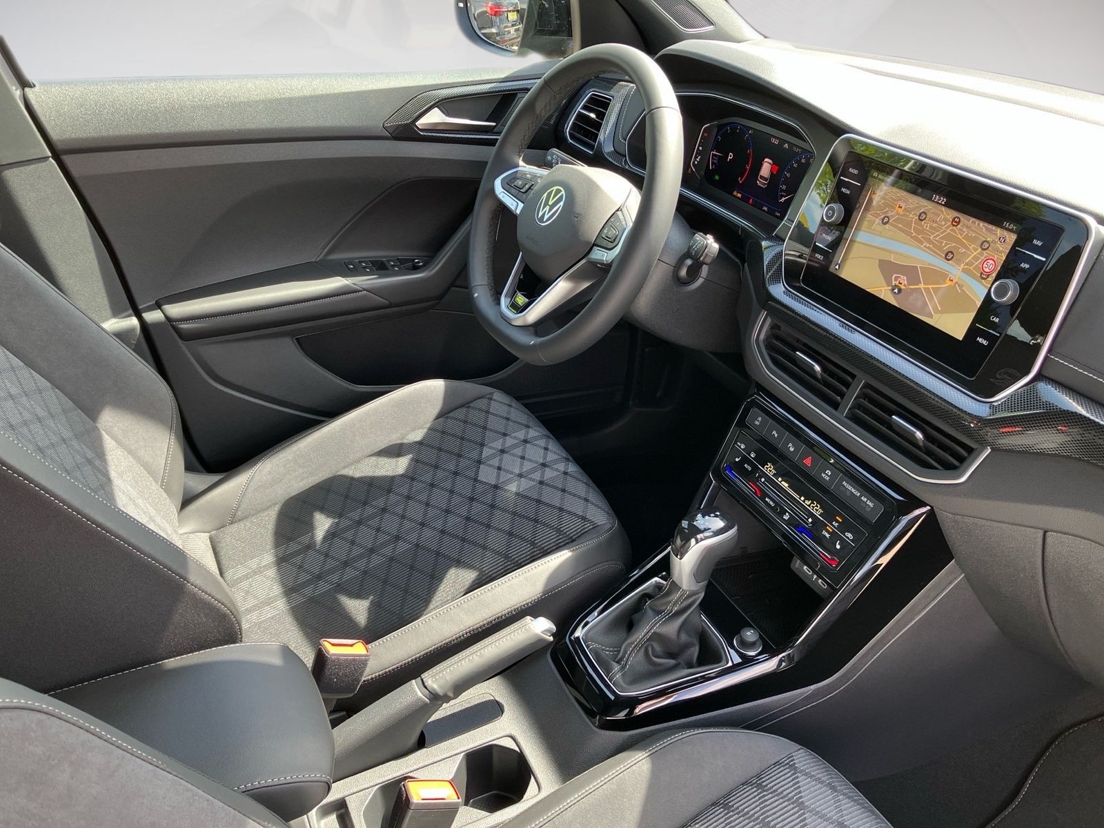 Volkswagen T-Cross - Bild 9