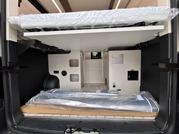 Westfalia Sven Hedin AUFSTELLDACH Lichtgrau SOLAR LITHIUM