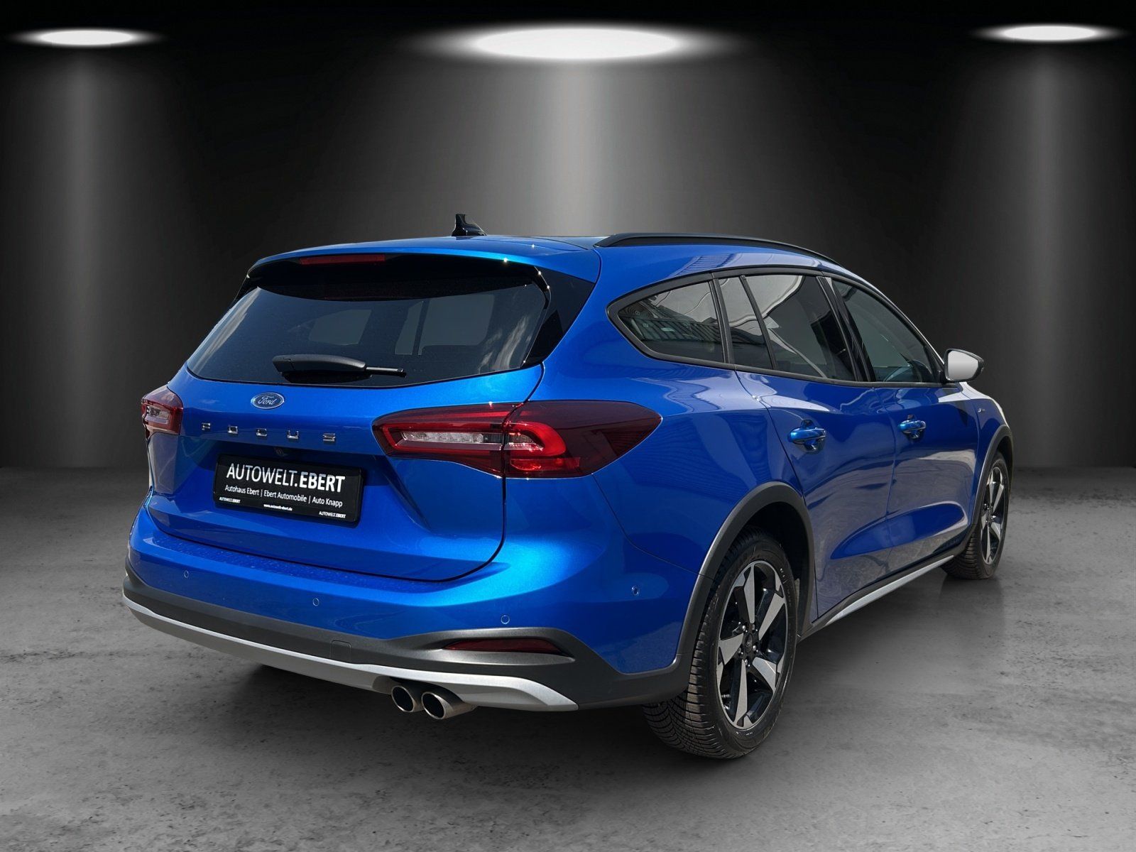 Fahrzeugabbildung Ford Focus 1.5 Active X Aut./LED/KAMERA/ACC/SHZ/PANO/