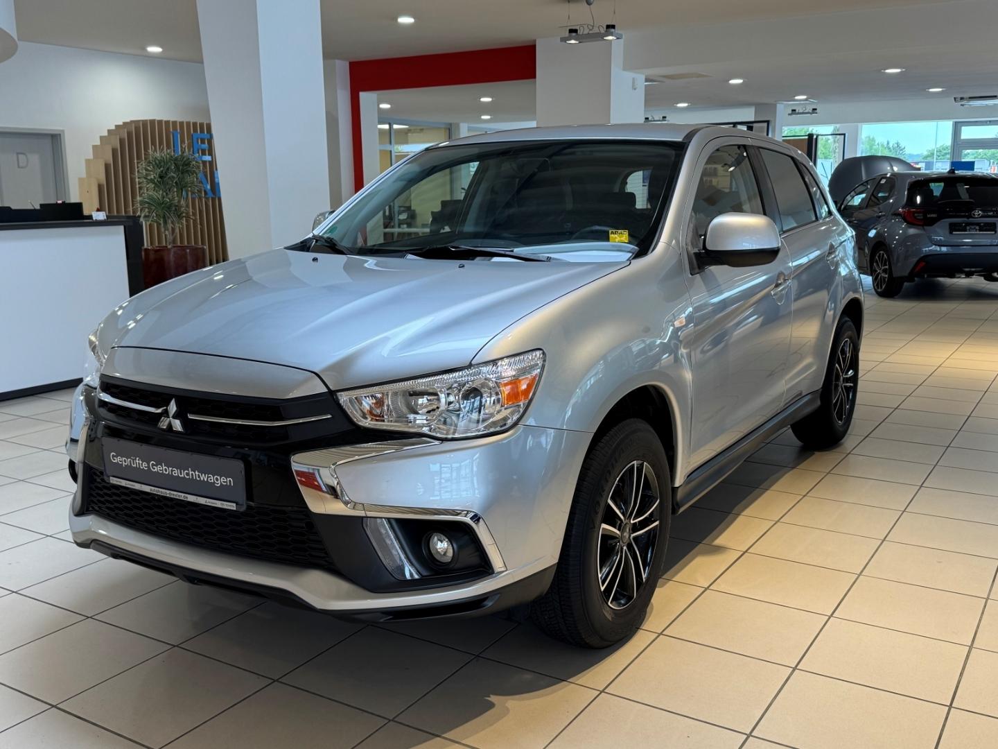 Mitsubishi ASX Edition 2WD  CarPlay & Android Auto / Tempom