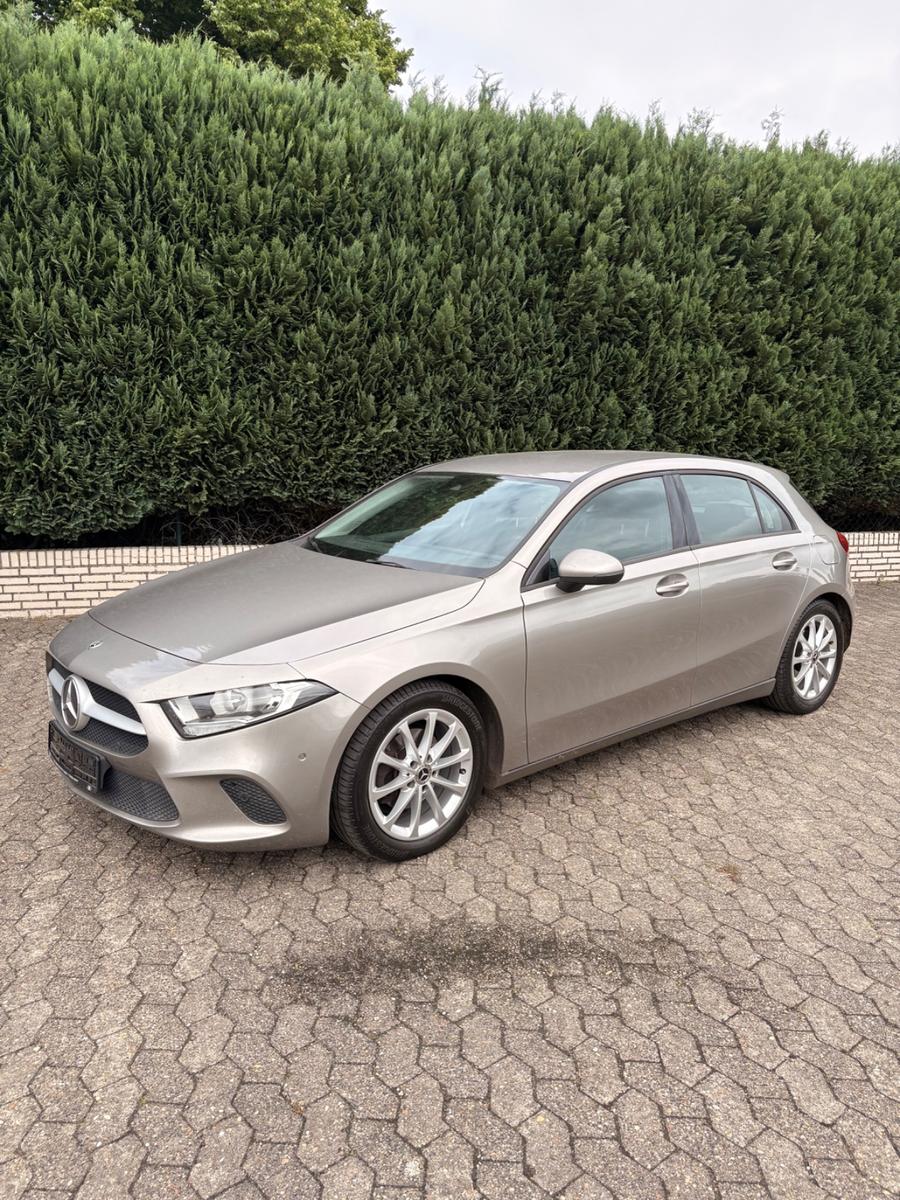 Mercedes-Benz 180 DCT Automatik, Garantie, Apple CarPlay, etc, миниатюра 11