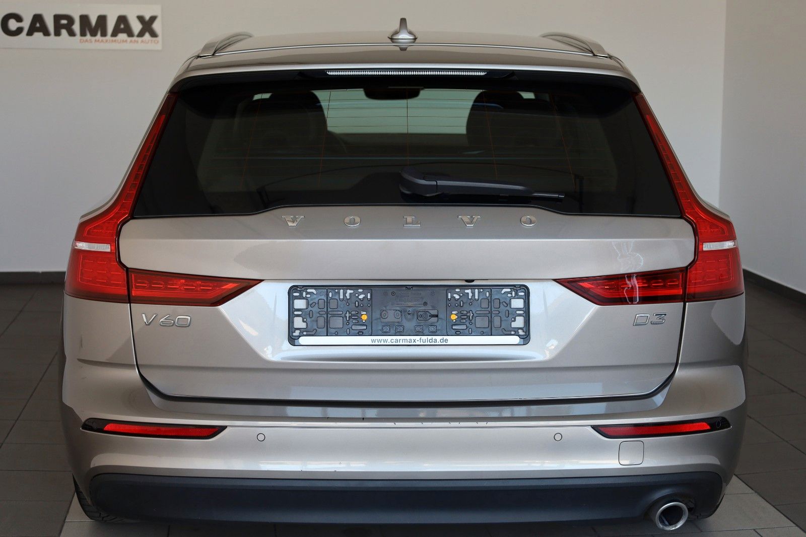 Fahrzeugabbildung Volvo V60 Kombi Momentum Pro T.Leder,Navi,LED,AppleCar