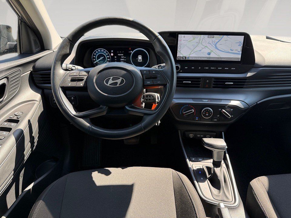 Fahrzeugabbildung Hyundai i20 1.0T 100PS 48V DCT Trend Navi
