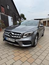 Mercedes-Benz GLA 250 DCT - AMG Line - Mercedes-Benz GLA 250 von privat