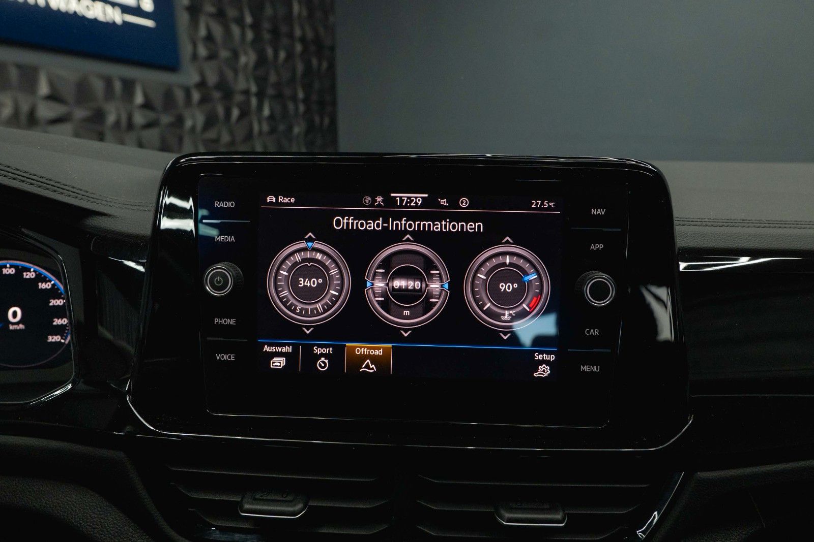 Fahrzeugabbildung Volkswagen T-Roc R 4Motion Black Design *ACC*Matrix*DAB+*