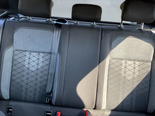 Polo 1.0 TSI DSG R-Line KAMERA NAVI MATRIX-LED