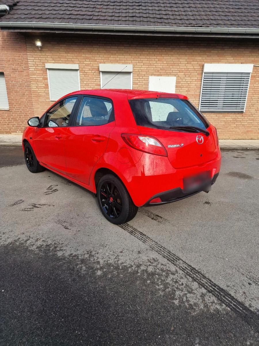 Mazda 2