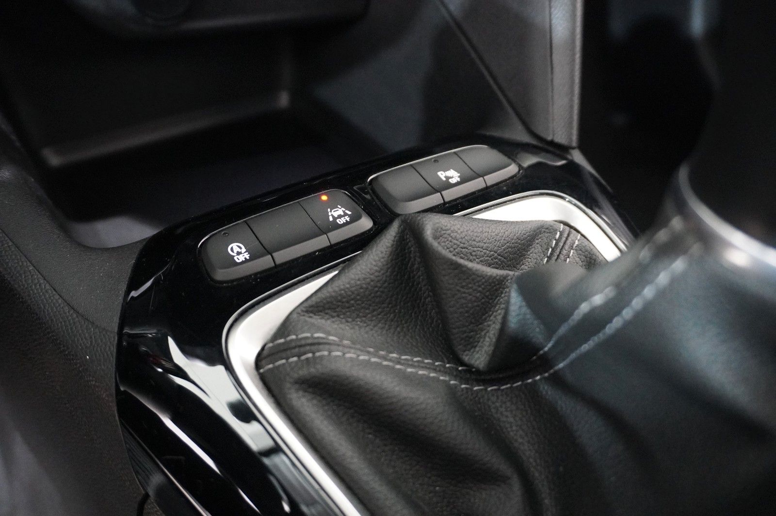 Fahrzeugabbildung Opel Corsa F 1.2 EDITION NAVI/KAMERA/SPORT/LHZ/DAB+