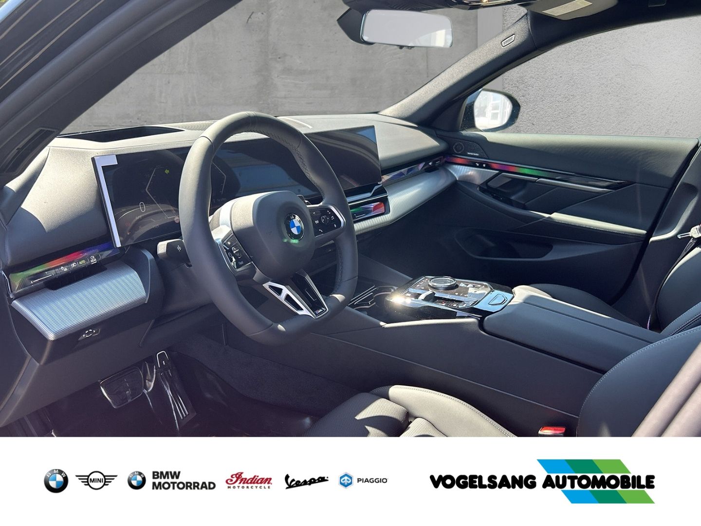 Fahrzeugabbildung BMW 520 i M Sport I Park-Assistent Sportpaket HUD AH
