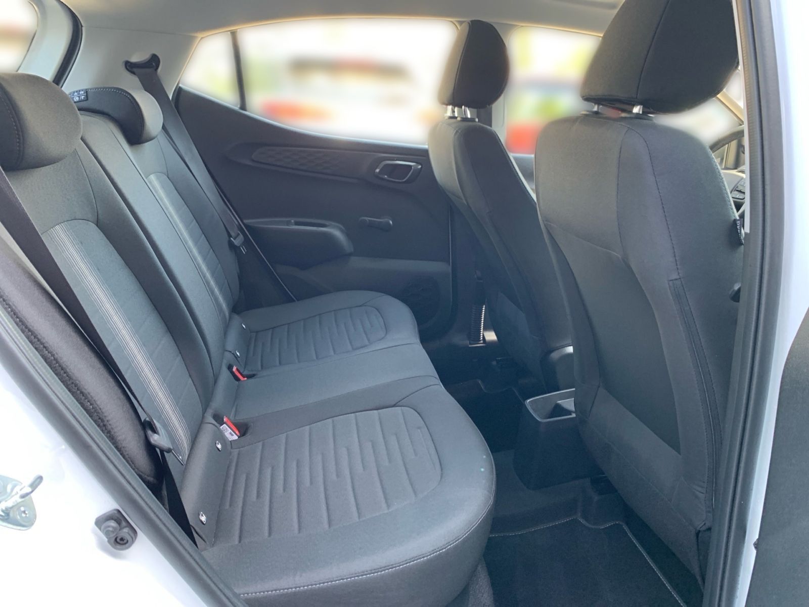 Fahrzeugabbildung Hyundai i10 1.0 Select Navi Kamera Allwetter