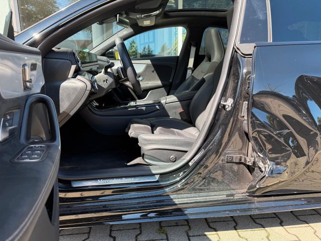 Mercedes-Benz CLA 220d Special Edition/ PREMIUM+/ LED/ PANO