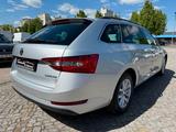 Skoda Superb Combi 2.0 TDI DSG Ambition Navi LED 2Hand - Skoda Superb Ambition mit Diesel-Antrieb