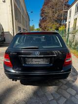 Mercedes-Benz C 180 T CGI BlueEfficiency Aut*Klima*PDC - Mercedes-Benz C 180 Gebrauchtwagen in Berlin
