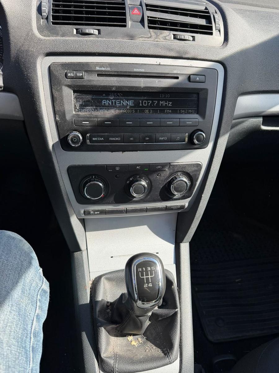 Skoda Octavia 2012 — photo 11