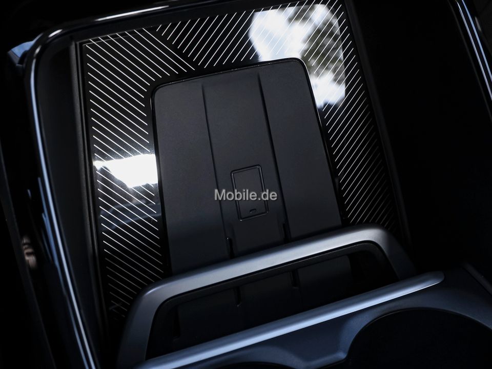 BMW 218 Active Tourer - Bild 11