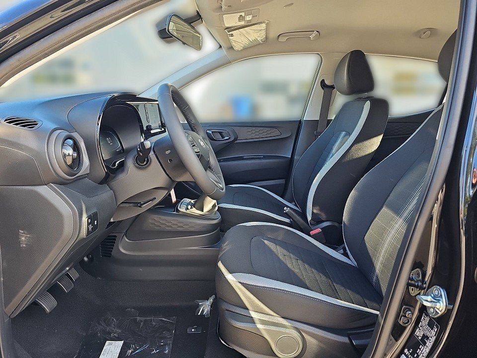 Fahrzeugabbildung Hyundai i10 1.0 5-MT TREND NAVI+KAMERA+KLIMA+SHZ+LENKHZ+