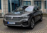 Volkswagen Touareg 3.0 V6 TDI 210kW 4MOTION Tiptronic - - Volkswagen Touareg: Firmenfahrzeug