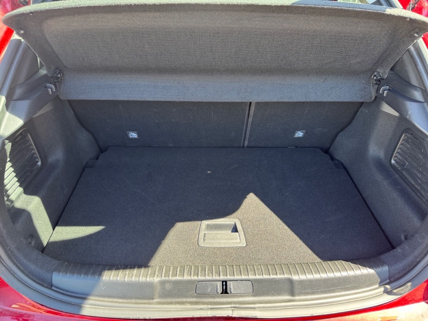 Fahrzeugabbildung Opel Mokka e Elegance Digitales Cockpit LED Apple Car