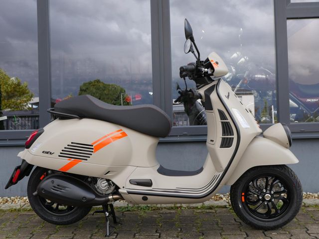 Vespa GTV / GTS 300 Sei Giorni - beide Farben - Lager