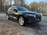Audi Q5 40 TDI S tronic quattro 2x S Line  - Audi Q5 Gebrauchtwagen in Hamburg