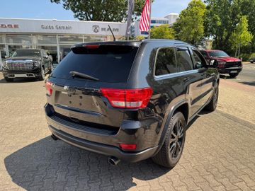 Jeep Grand Cherokee - 4