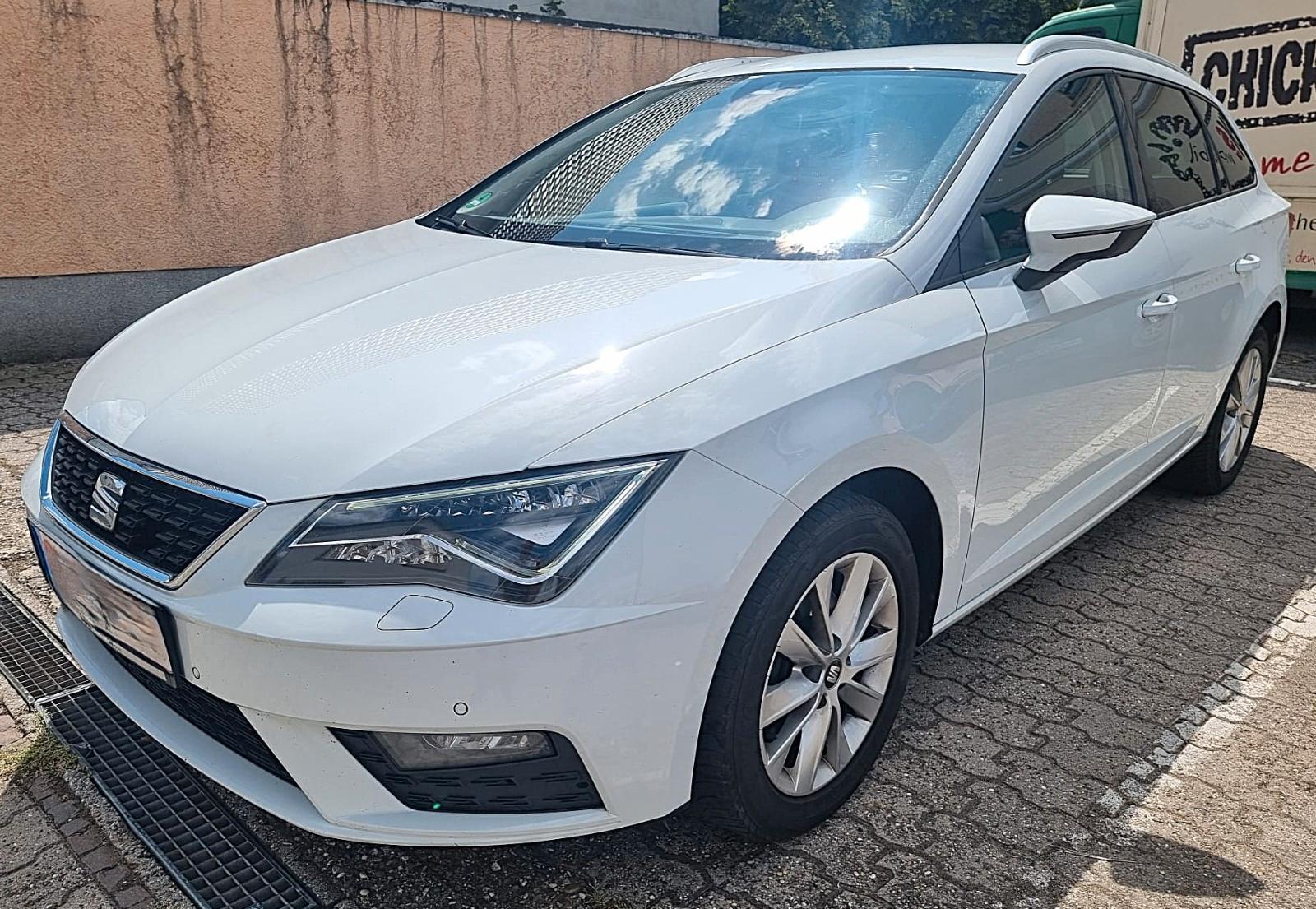 Seat Leon ST Style Leder Navi ACC Kamera Virtual