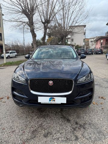 Jaguar F-Pace 2.0 D 180 CV Portfolio