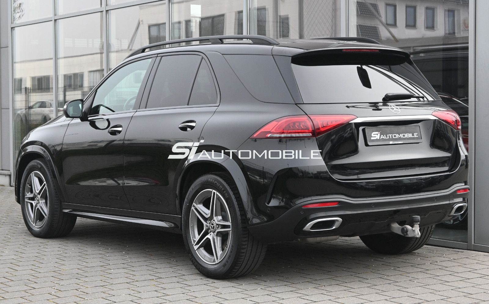 Fahrzeugabbildung Mercedes-Benz GLE 400 d 4MAT. AMG °ACC°AHK°STANDHZ°HUD°NIGHT°