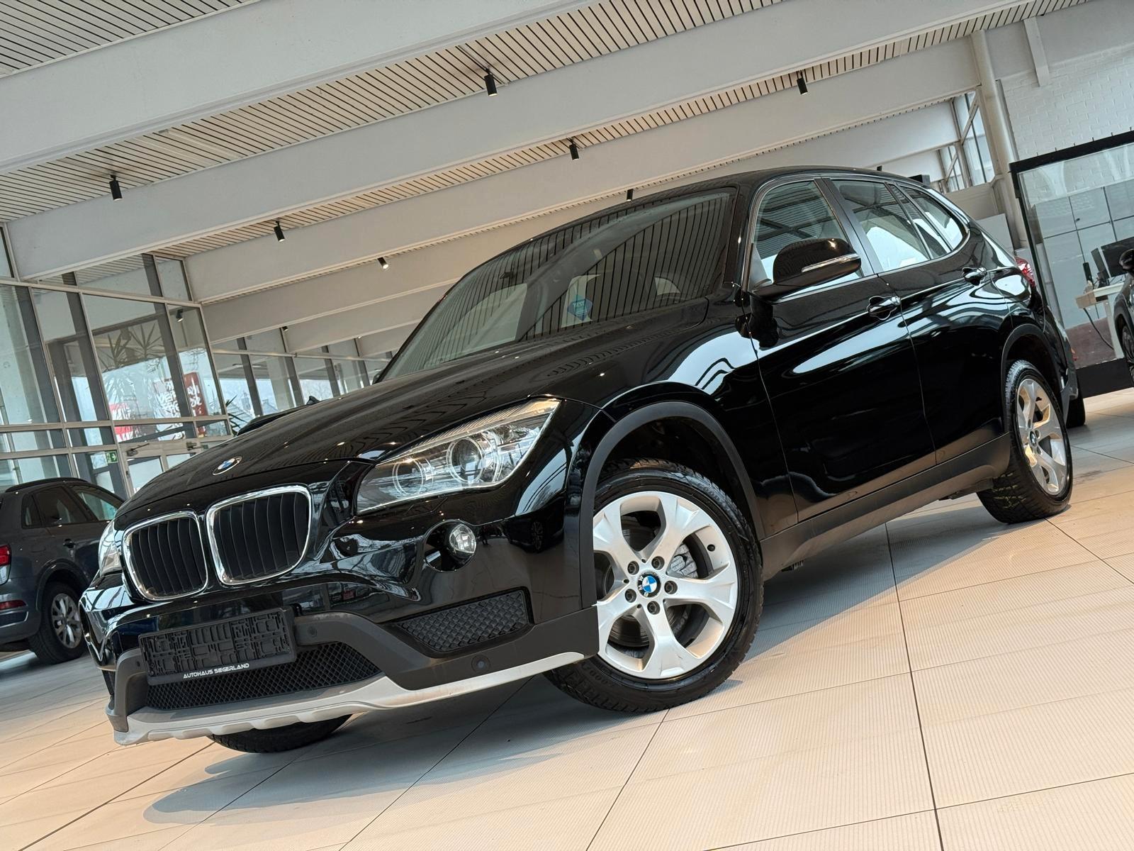 BMW X1 18 i sDrive/PDC/AC /PANORAMA