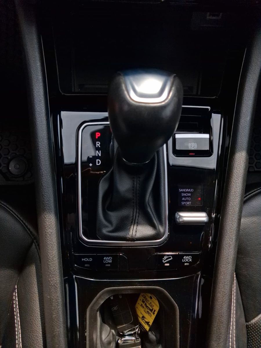 Fahrzeugabbildung Jeep Compass S Plug-In Hybrid 4WD Leder