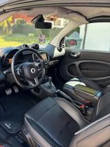 Smart ForTwo cabrio 0.9 80kW BRABUS Xclusive  - Smart ForTwo: Brabus Xclusive