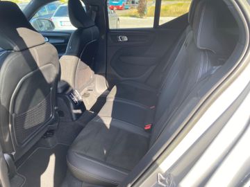 Volvo XC40 - 8