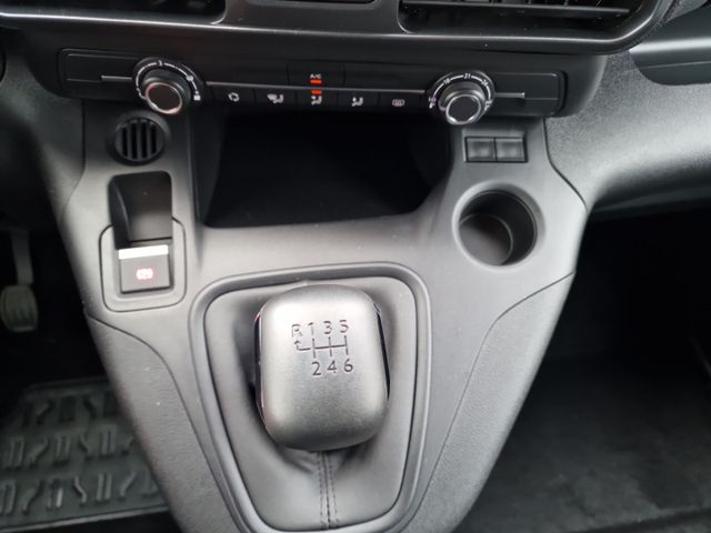 Combo Cargo 1.5 NAVI Pro KLIMA SHZ CAM PDC VO+HI