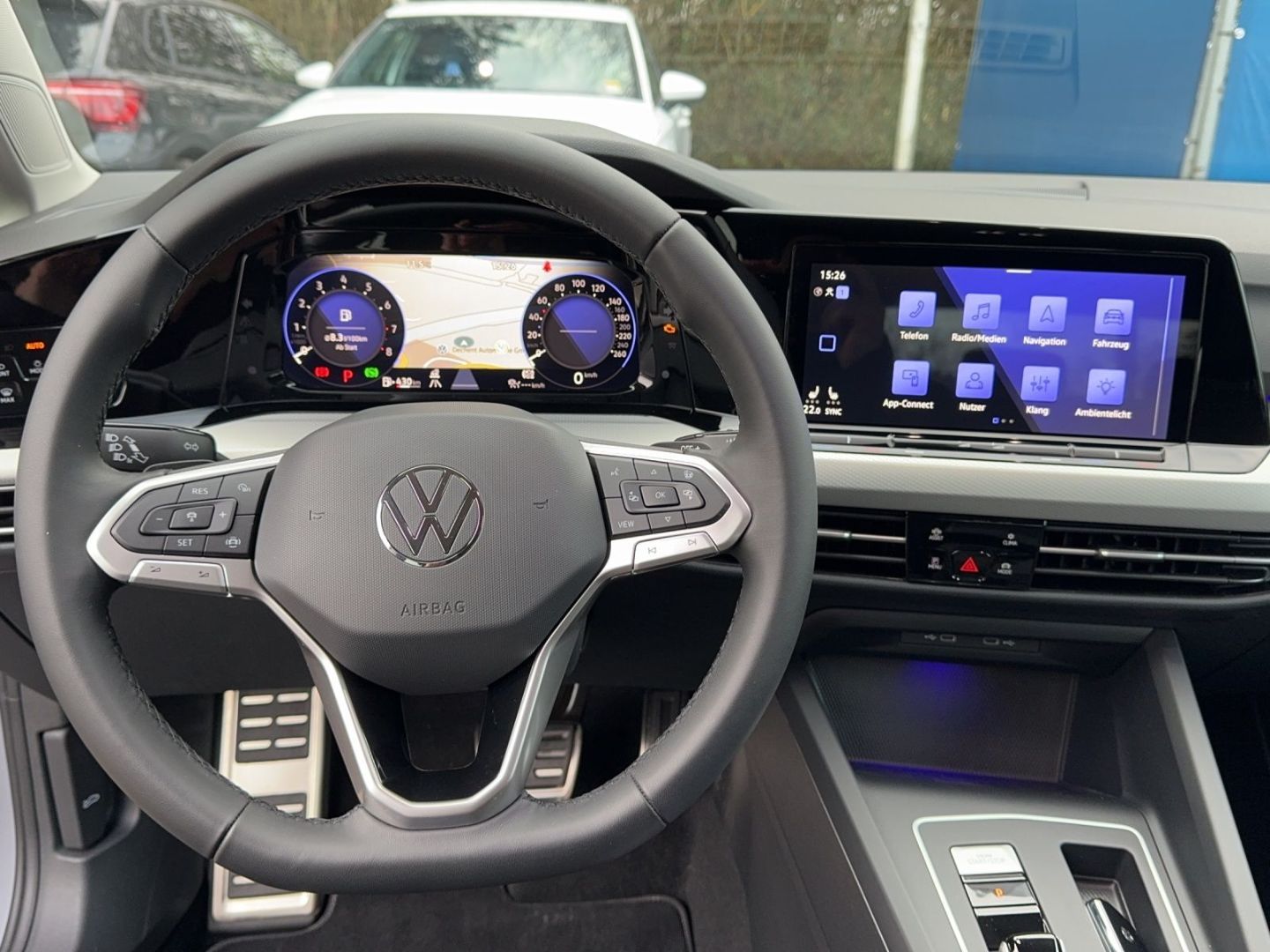 Fahrzeugabbildung Volkswagen Golf MOVE VIII Move 1.5l eTSI,DSG,Navi,Climatron