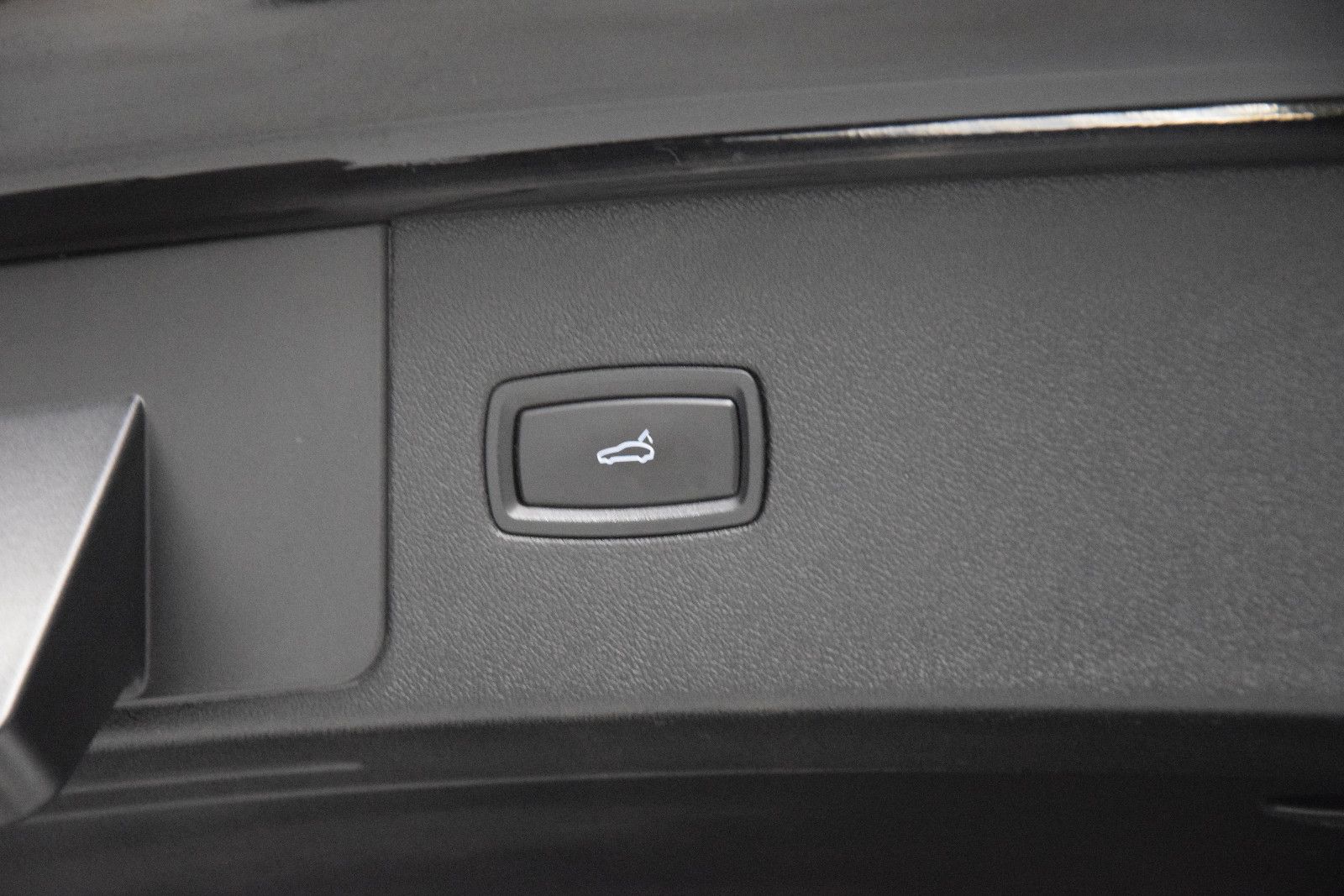 Fahrzeugabbildung Porsche Cayenne S Pano ACC Chrono BOSE HuD Memory 360°