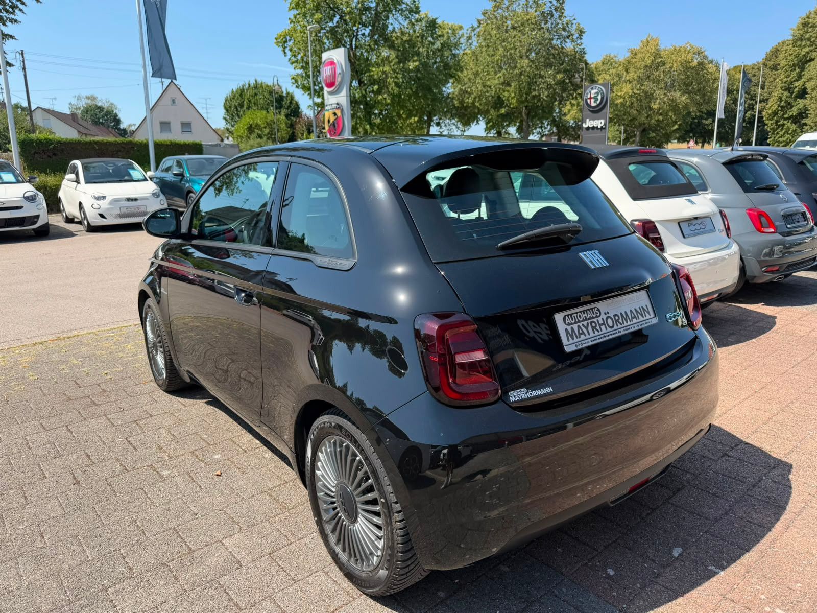 Fahrzeugabbildung Fiat 500 e Icon