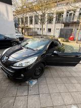 Peugeot 207 CC Cabrio / Top Zustand - Peugeot 207 in Kassel