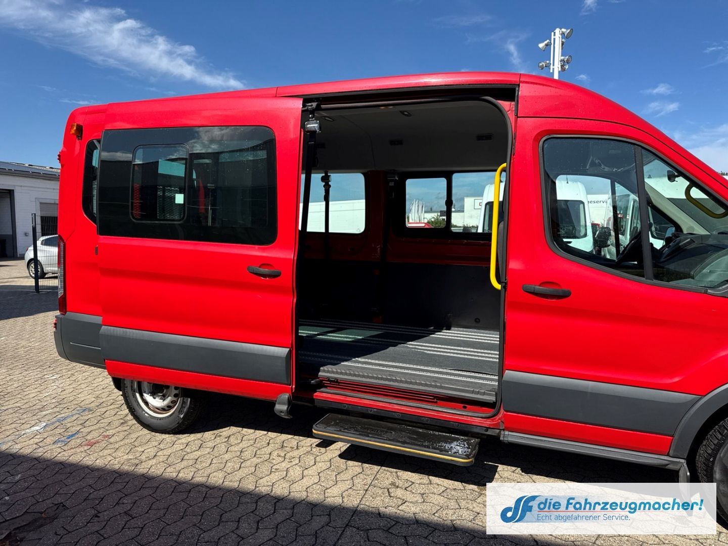 Fahrzeugabbildung Ford Transit Kombi 350 L3 2.2 TDCi DPF *4388 *KLIMA